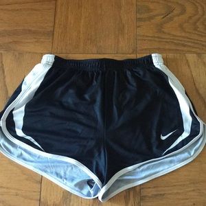 Nike dri-fit medium running shorts